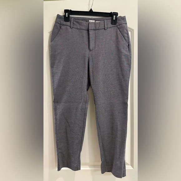 A New Day Women’s Size 8 Gray Pants - Picture 2 of 6